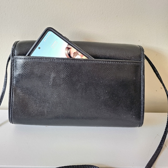 Vintage Givenchy Medium Leather Bag - Picture 6 of 14